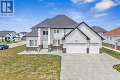 4411 BELMONT AVENUE | Lakeshore Ontario | Slide Image One