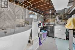 935 BARTLET | Windsor Ontario | Slide Image Thirty-three