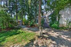 935 BARTLET | Windsor Ontario | Slide Image Thirty-five