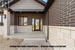 43 Bloomington Way | Chatham Ontario | Slide Image Four