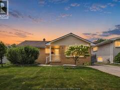 465 CHRISTOPHER Windsor Ontario, N8S 3X1