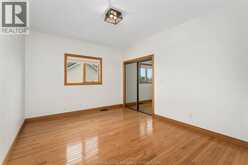 847 LAKE SHORE DRIVE | Windsor Ontario | Slide Image Thirty-three