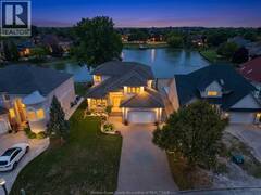 847 LAKE SHORE DRIVE Windsor Ontario, N9G 2R1