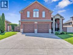 3939 WILDWOOD DRIVE Windsor Ontario, N8R 2L4