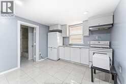 691 WINDERMERE ROAD | Windsor Ontario | Slide Image Four