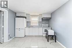 691 WINDERMERE ROAD | Windsor Ontario | Slide Image Six