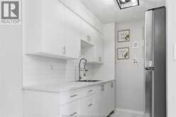 6635 THORNBERRY CRESCENT Unit# 387 | Windsor Ontario | Slide Image Ten