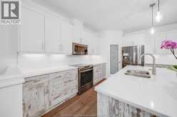 69 RED OAK CRESCENT | Amherstburg Ontario | Slide Image Ten
