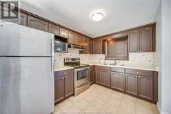 1465 FOSTER AVENUE | Windsor Ontario | Slide Image Nine
