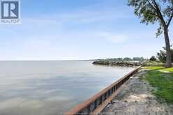 75 ISLAND | Tilbury Ontario | Slide Image Forty