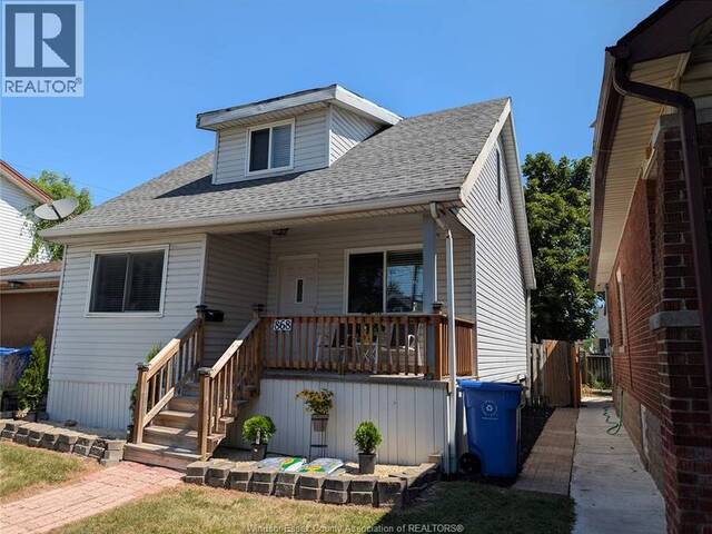 868 ELM Windsor Ontario, N9A 5H3 - 4 Bedrooms Home For Sale