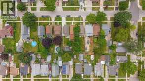1626 ALBERT | Windsor Ontario | Slide Image Thirty-two