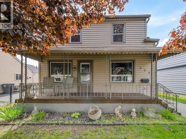 623 EDINBOROUGH Windsor Ontario, N8X 3C8 - 4 Bedrooms Home For Sale