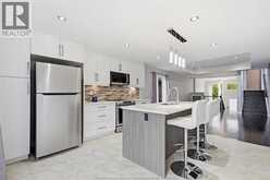 11911 MAITLAND AVENUE | Windsor Ontario | Slide Image Seventeen