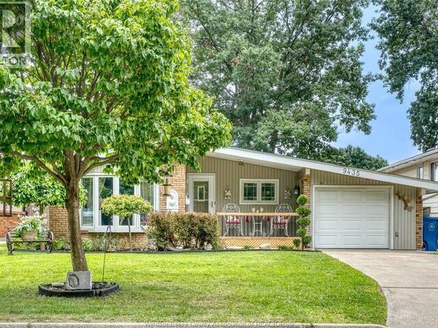 9435 RIDGE ROAD Windsor Ontario, N8R 1G5 - 3 Bedrooms Home For Sale