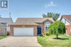 24 BRIARWOOD | Harrow Ontario | Slide Image One