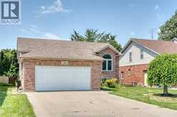 24 BRIARWOOD | Harrow Ontario | Slide Image Two