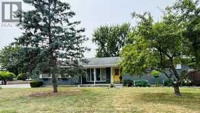 8285 MALDEN ROAD | LaSalle Ontario | Slide Image One