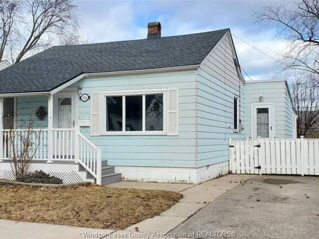 1624 WESTCOTT ROAD Windsor Ontario, N9Y 4C7 - 2 Bedrooms Home For Sale