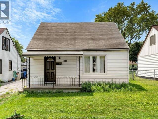 1315 PARTINGTON AVENUE Windsor Ontario, N9B 2P5 - 3 Bedrooms Home For Sale
