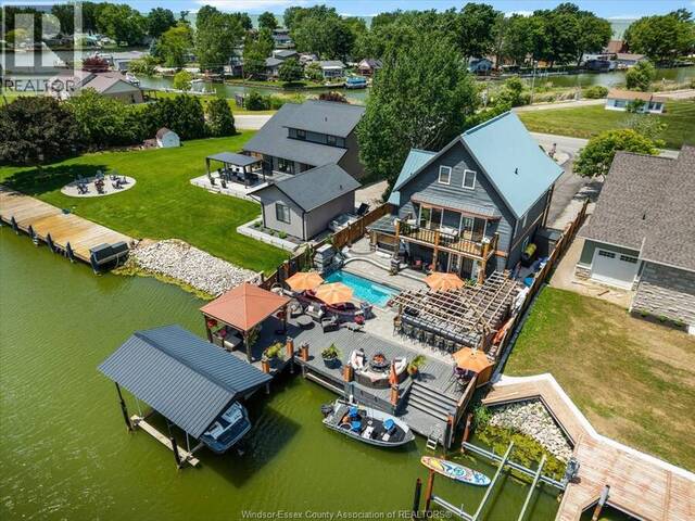 19037 LAKESIDE DRIVE Tilbury Ontario, N0P 2L0 - 3 Bedrooms Waterfront Home For sale