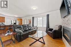 1042 EDWARD | Windsor Ontario | Slide Image Eight