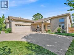 229 ST. PETER STREET Lakeshore Ontario, N8L 0N9