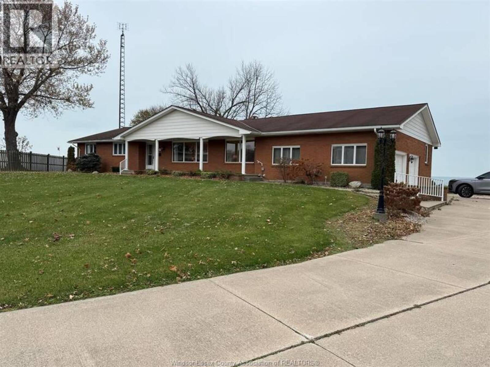 1239 OXFORD & LOT 13 OXFORD AVENUE, Kingsville, Ontario N9Y 2S8