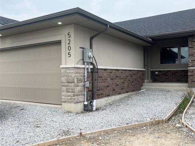 5205 TALIA TRAIL Tecumseh Ontario, N0R 1K0 - 2 Bedrooms Home For Sale