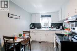 639 WATKINS | Windsor Ontario | Slide Image Nine