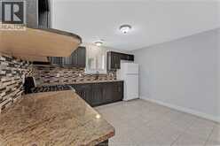 128 MARINA GROVE | Windsor Ontario | Slide Image Forty