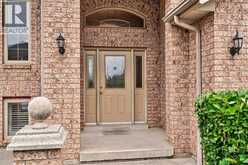 128 MARINA GROVE | Windsor Ontario | Slide Image Four