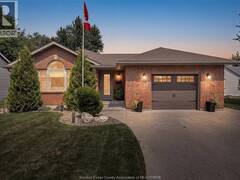 155 LANGTRY STREET Essex Ontario, N8M 1H1