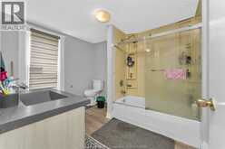421 ELM AVENUE | Windsor Ontario | Slide Image Seventeen