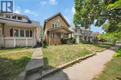421 ELM AVENUE | Windsor Ontario | Slide Image Two