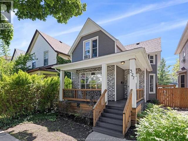 327 LINCOLN ROAD Windsor Ontario, N8Y 2G6 - 3 Bedrooms Waterfront Home For sale