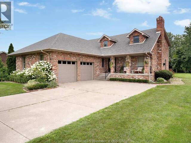 814 Lacasse Tecumseh Ontario, N8N 2C5 - 5 Bedrooms Home For Sale
