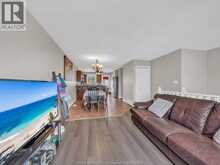 2115 EVERTS | Windsor Ontario | Slide Image Six