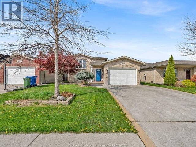 2115 EVERTS Windsor Ontario, N9B 3X7 - 4 Bedrooms Home For Sale