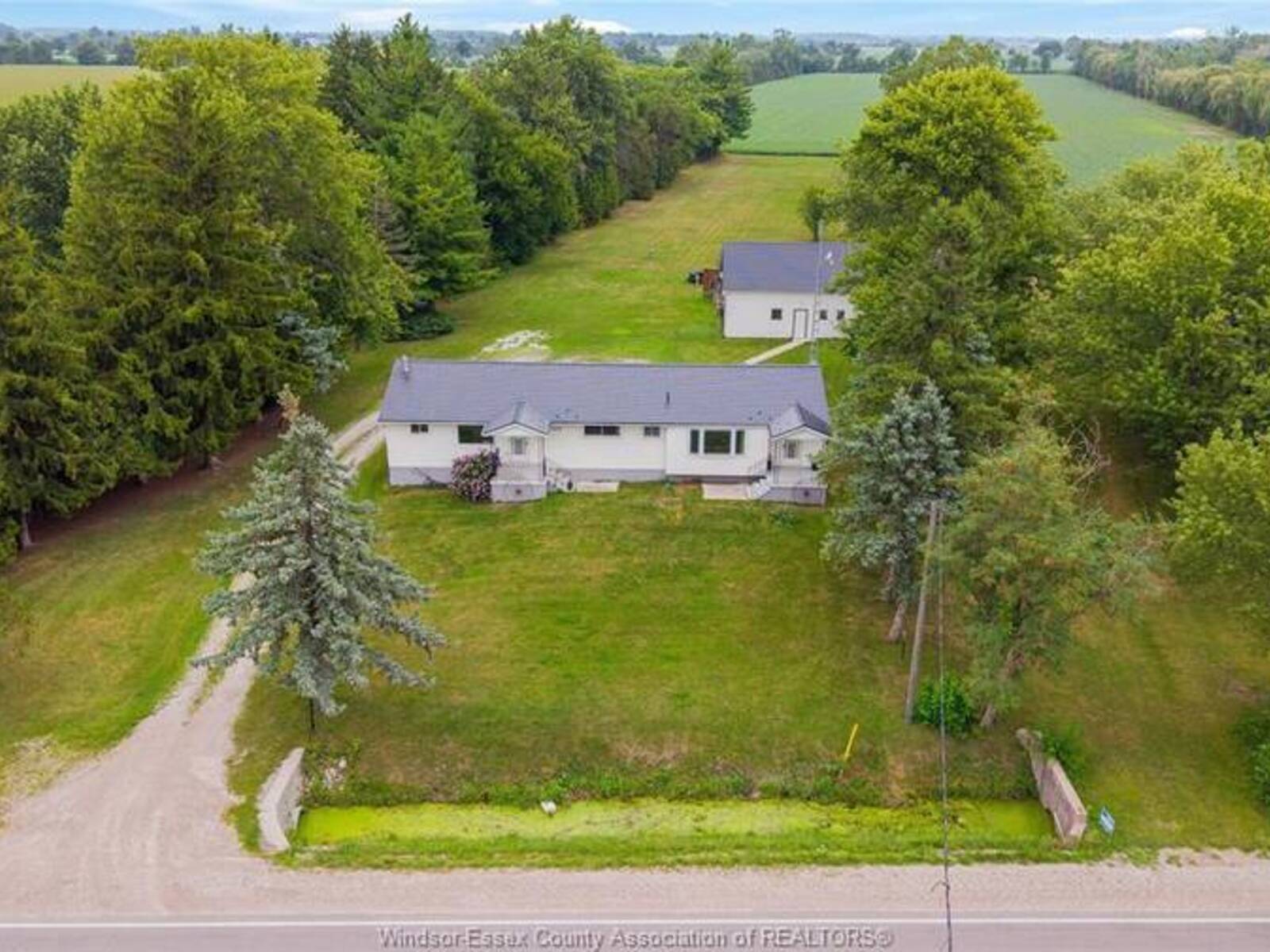 669 TALBOT ROAD, Tecumseh, Ontario N0R 1K0