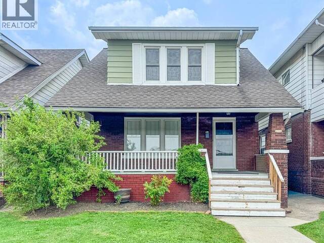 1111 ELSMERE Windsor Ontario, N9A 2A1 - 3 Bedrooms Home For Sale