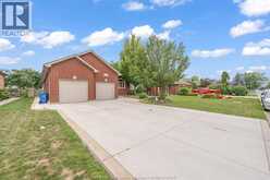 77 Whelan DRIVE | Amherstburg Ontario | Slide Image Three