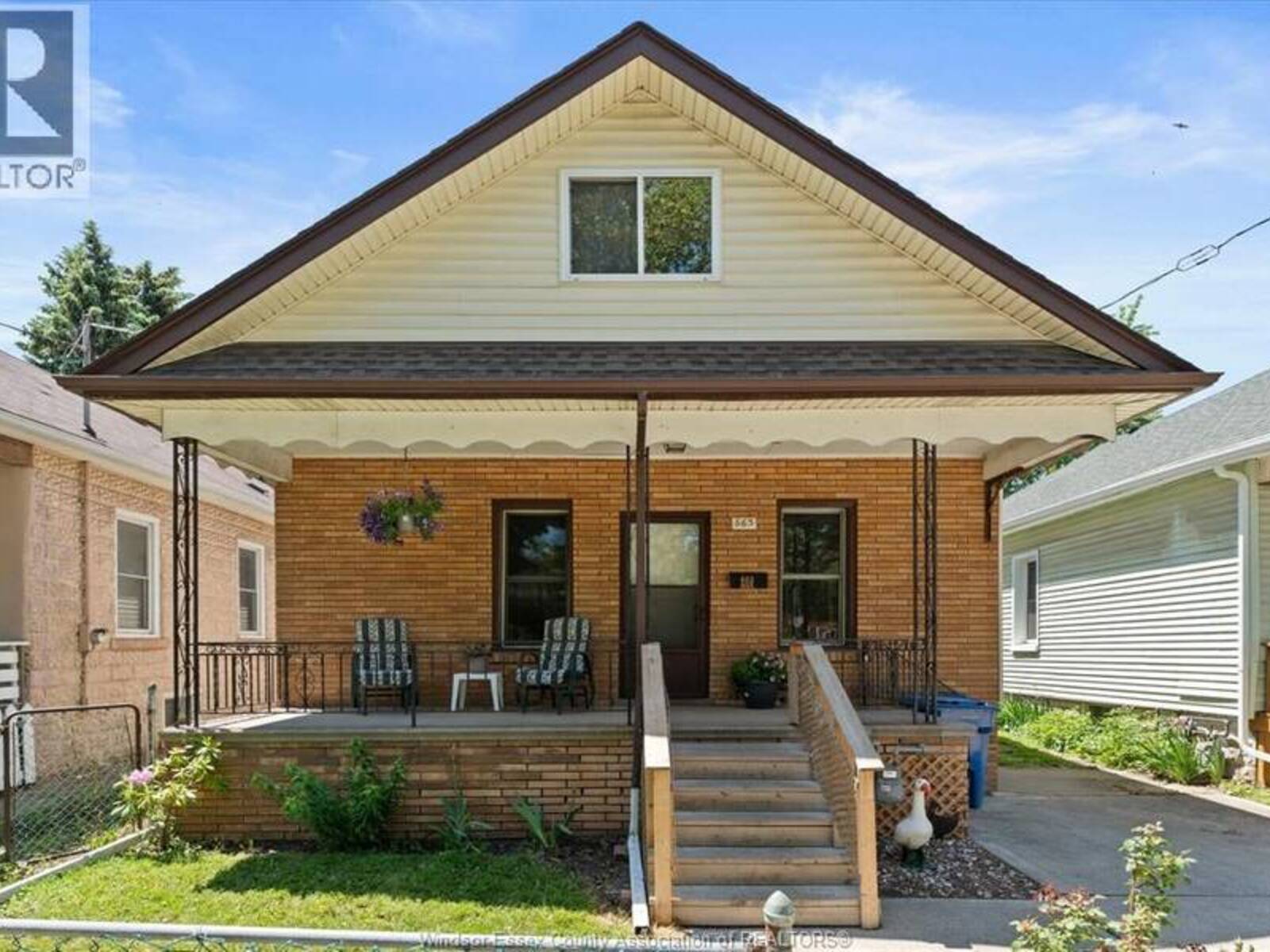 663 BROCK STREET, Windsor, Ontario N9C 2T1