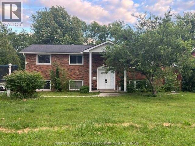 9542 MALDEN ROAD Amherstburg Ontario, N9J 2W2 - 6 Bedrooms Home For Sale