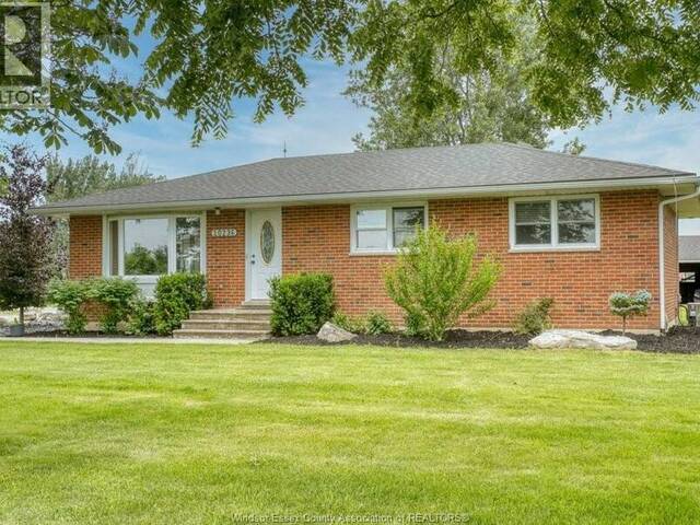 10236 COUNTY RD 11 Amherstburg Ontario, N0R 1J0 - 3 Bedrooms Home For Sale