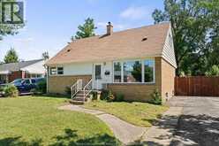 3672 MORRIS DRIVE | Windsor Ontario | Slide Image Two