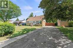 3672 MORRIS DRIVE | Windsor Ontario | Slide Image Three