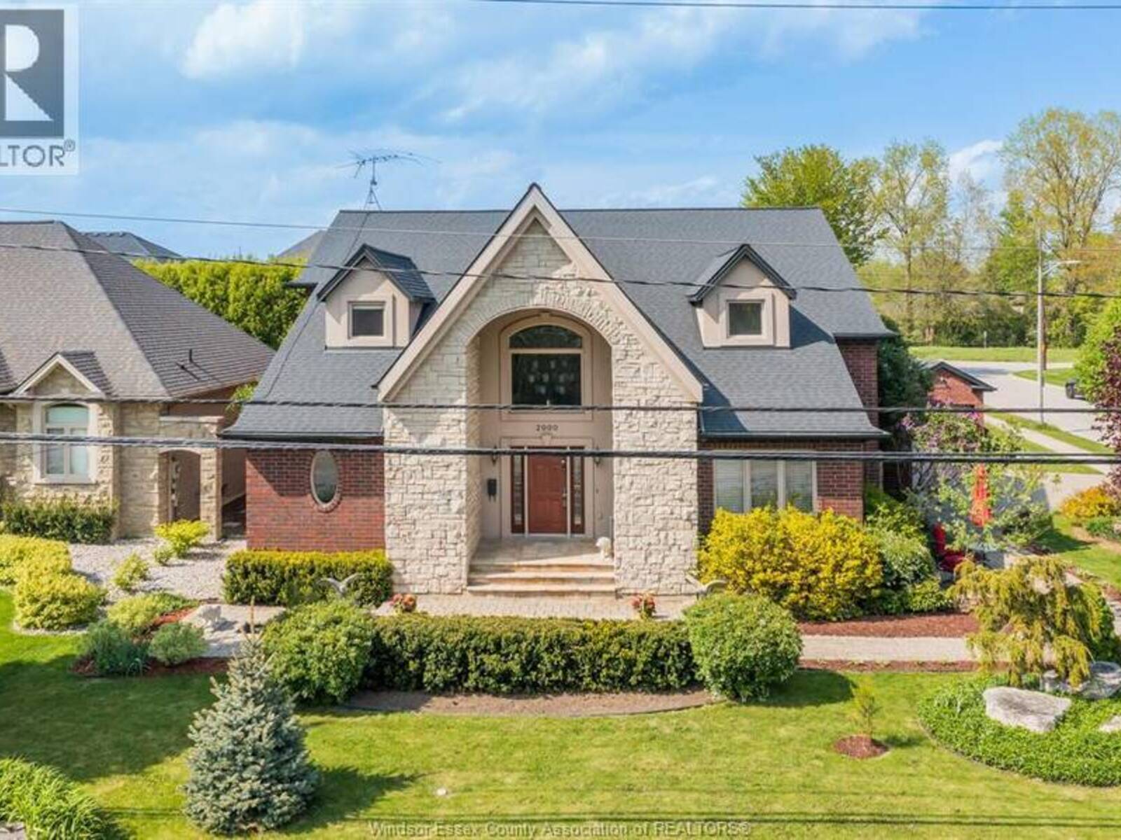 2990 NORMANDY STREET, LaSalle, Ontario N9H 2P2