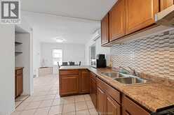 550 CAPITOL | Windsor Ontario | Slide Image Nine