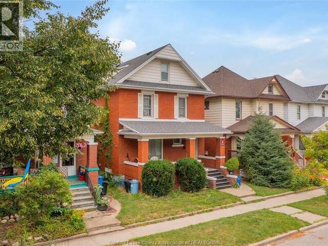 1333 WINDERMERE Windsor Ontario, N8Y 3G1 - 8 Bedrooms Home For Sale